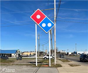 Dominos (Rushville, IN): Custom Restaurant Pylon Sign